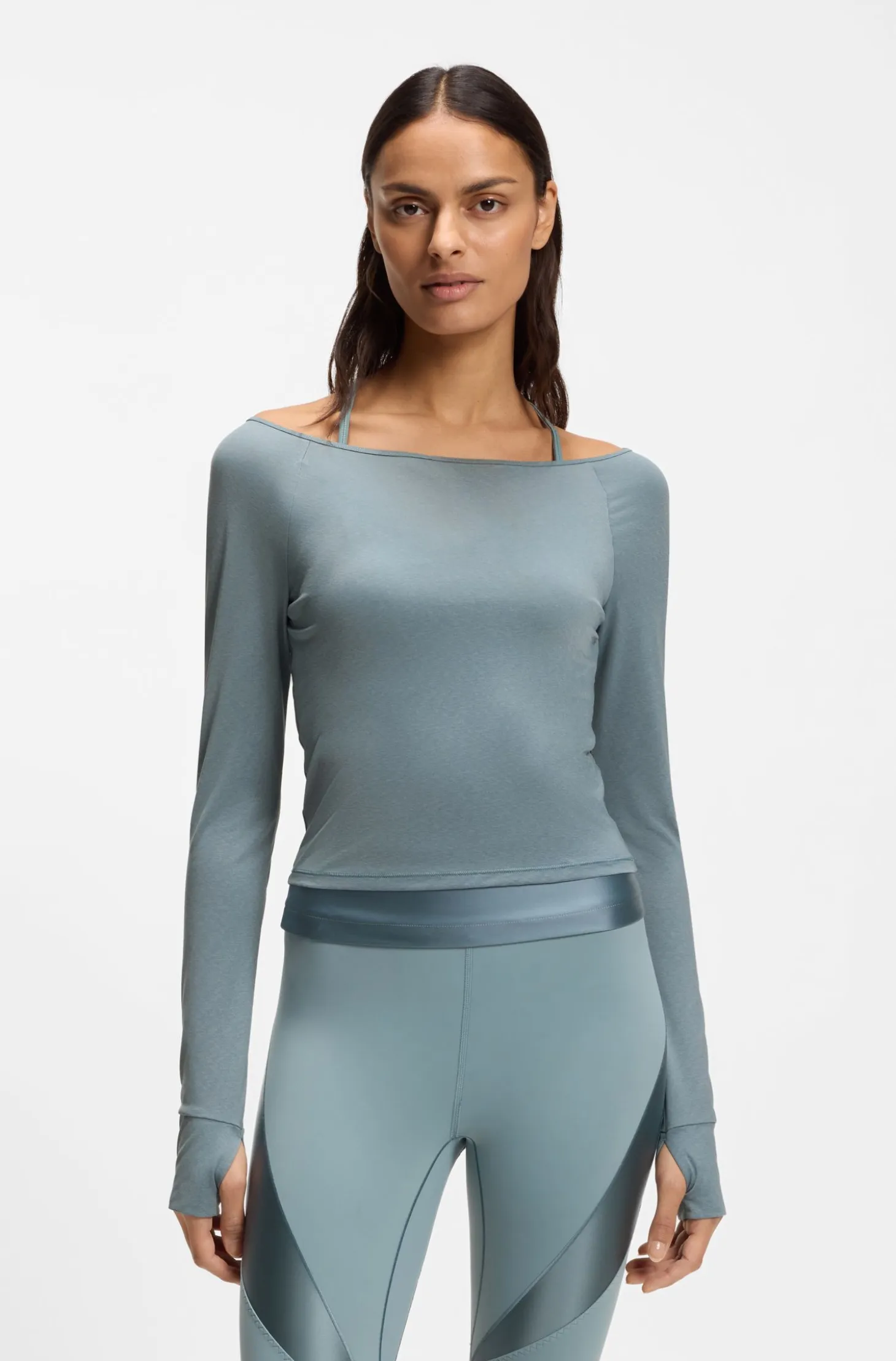 Active burnout-fabric top with shiny underlayer