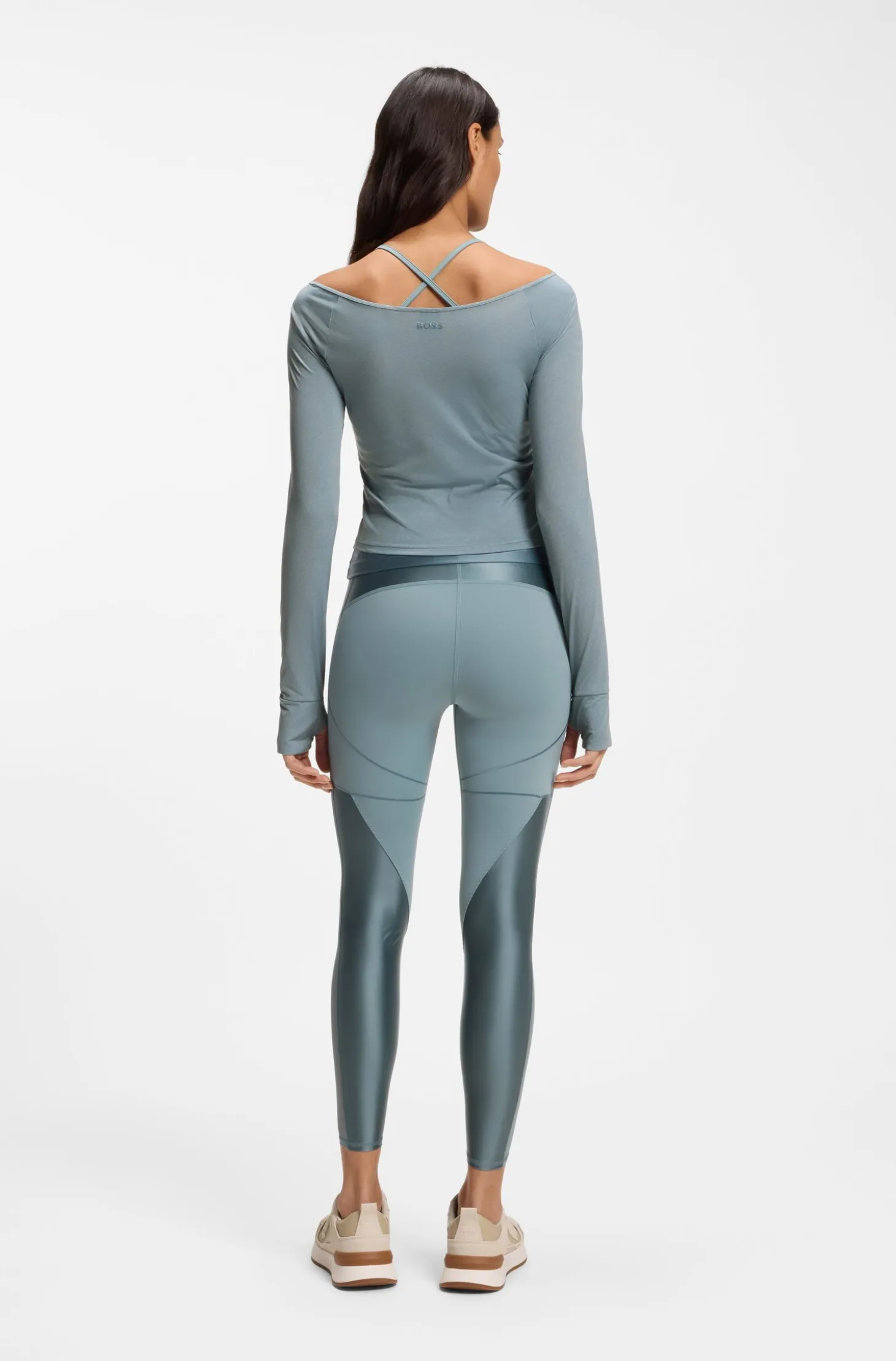 Active burnout-fabric top with shiny underlayer