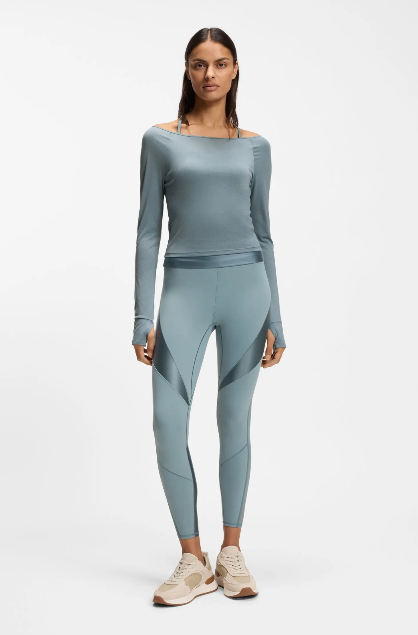 Active burnout-fabric top with shiny underlayer