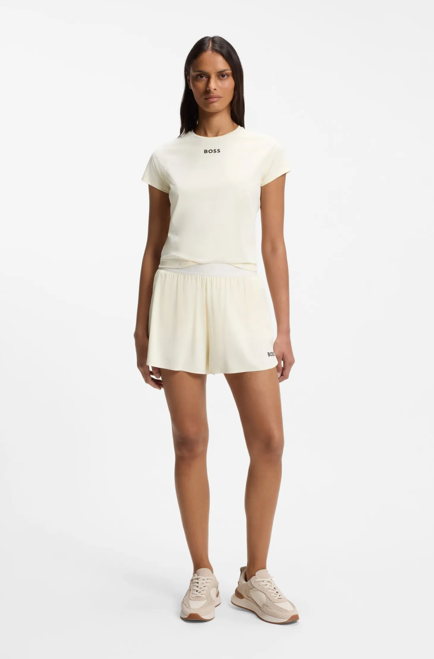 Active dual-layer shorts with moisture management