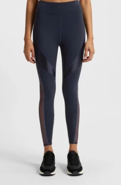 Active leggings with mesh inserts