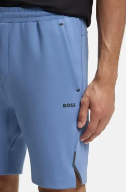 Active shorts in quick-dry fabric with reflective logo
