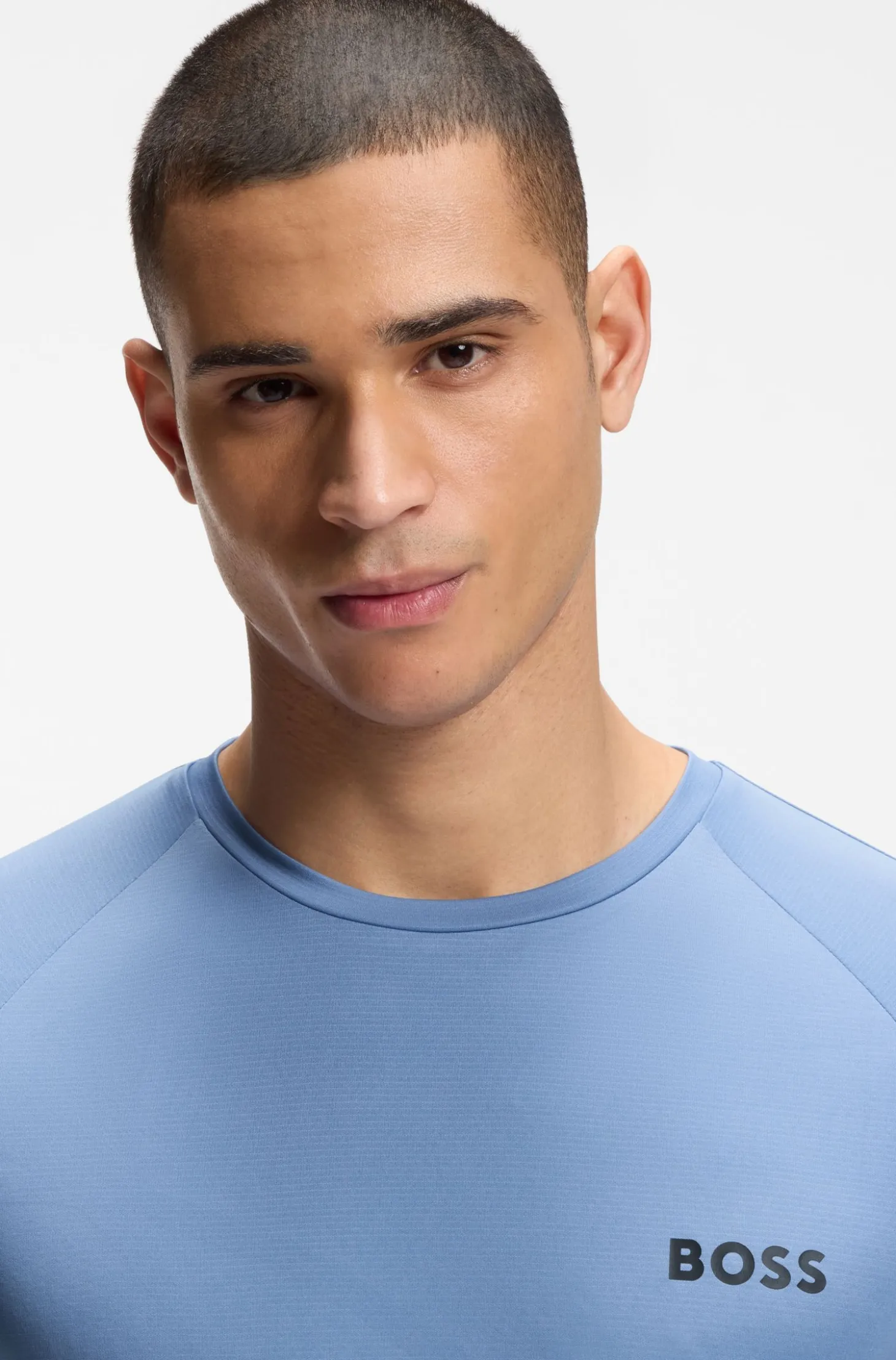 Active slim-fit T-shirt with tennis-ball embossing