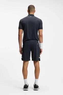 Active Stretch-fabric shorts with mesh pocket bags