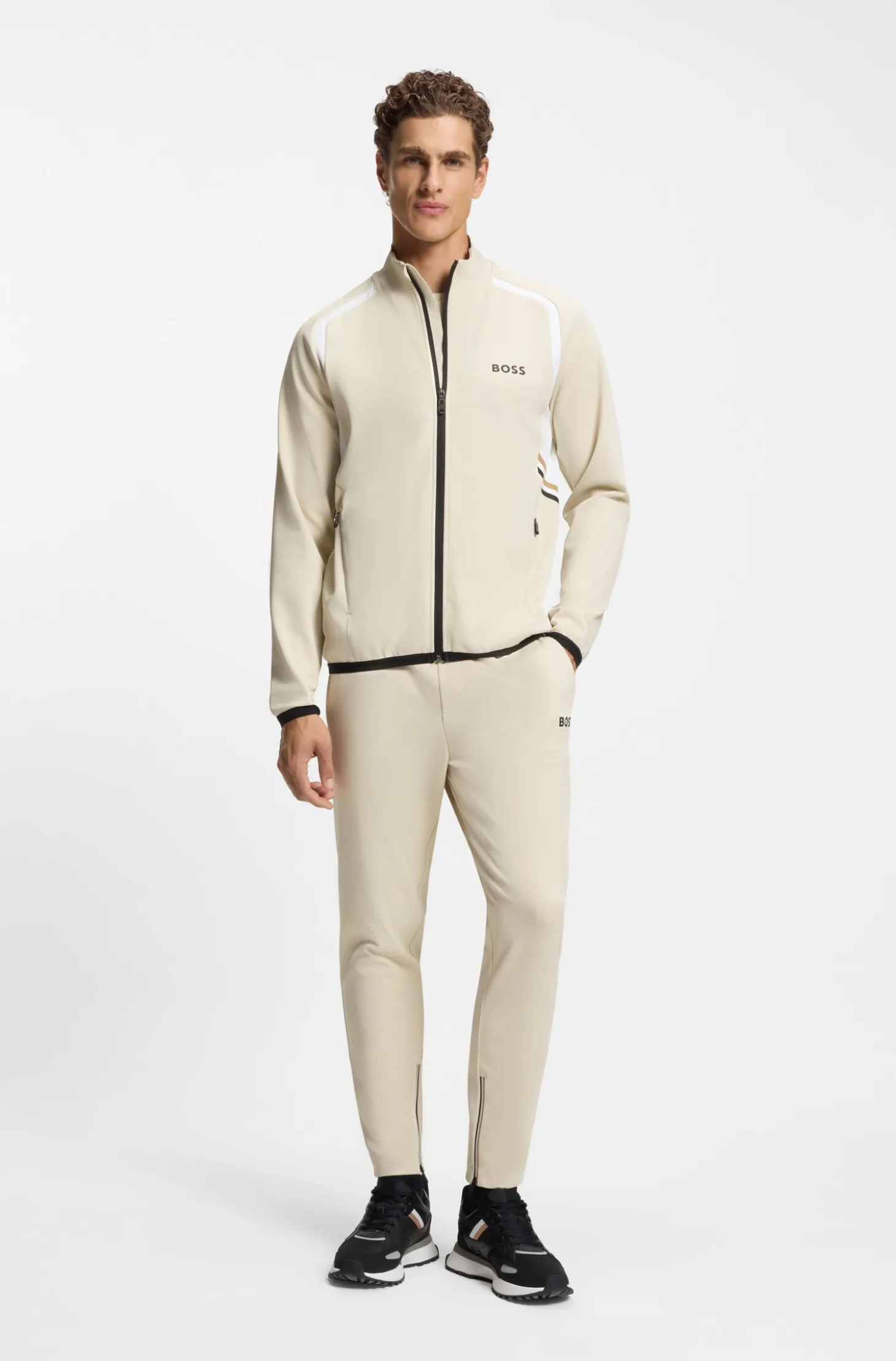 Active Zip-up sweatshirt with temperature-regulating performance