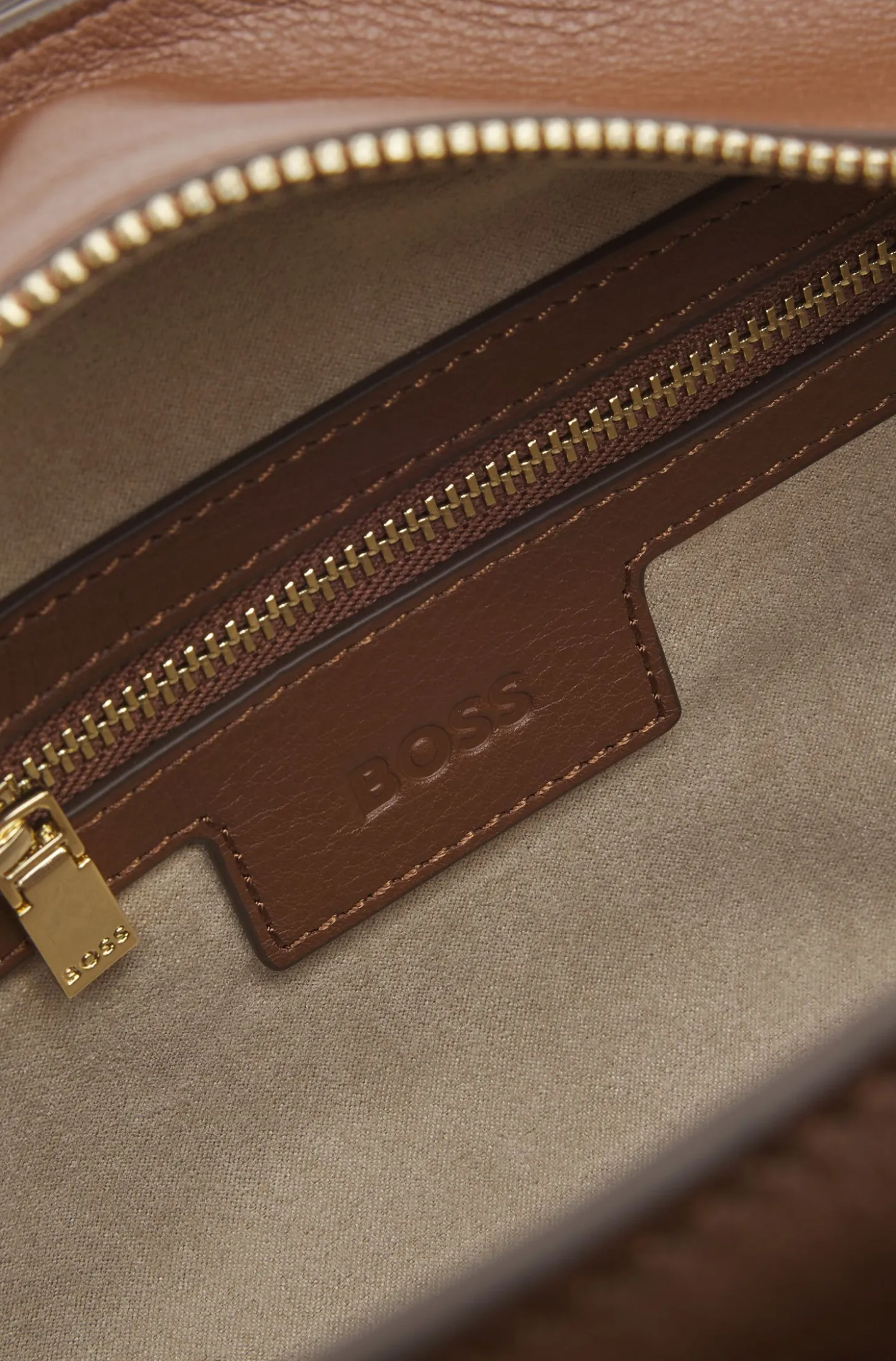 Ariell bowling bag in leather with Double B monogram