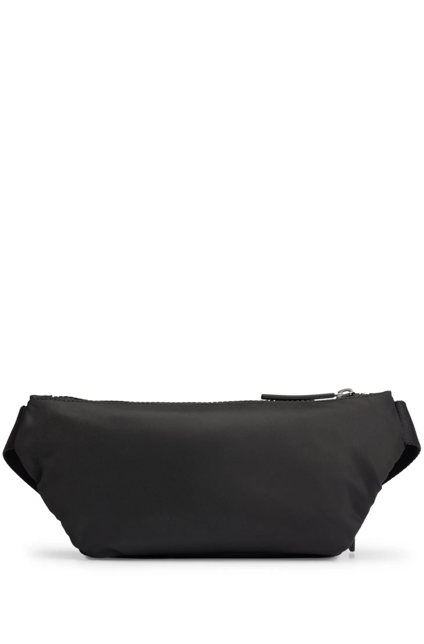 Belt bag with rubber logo label