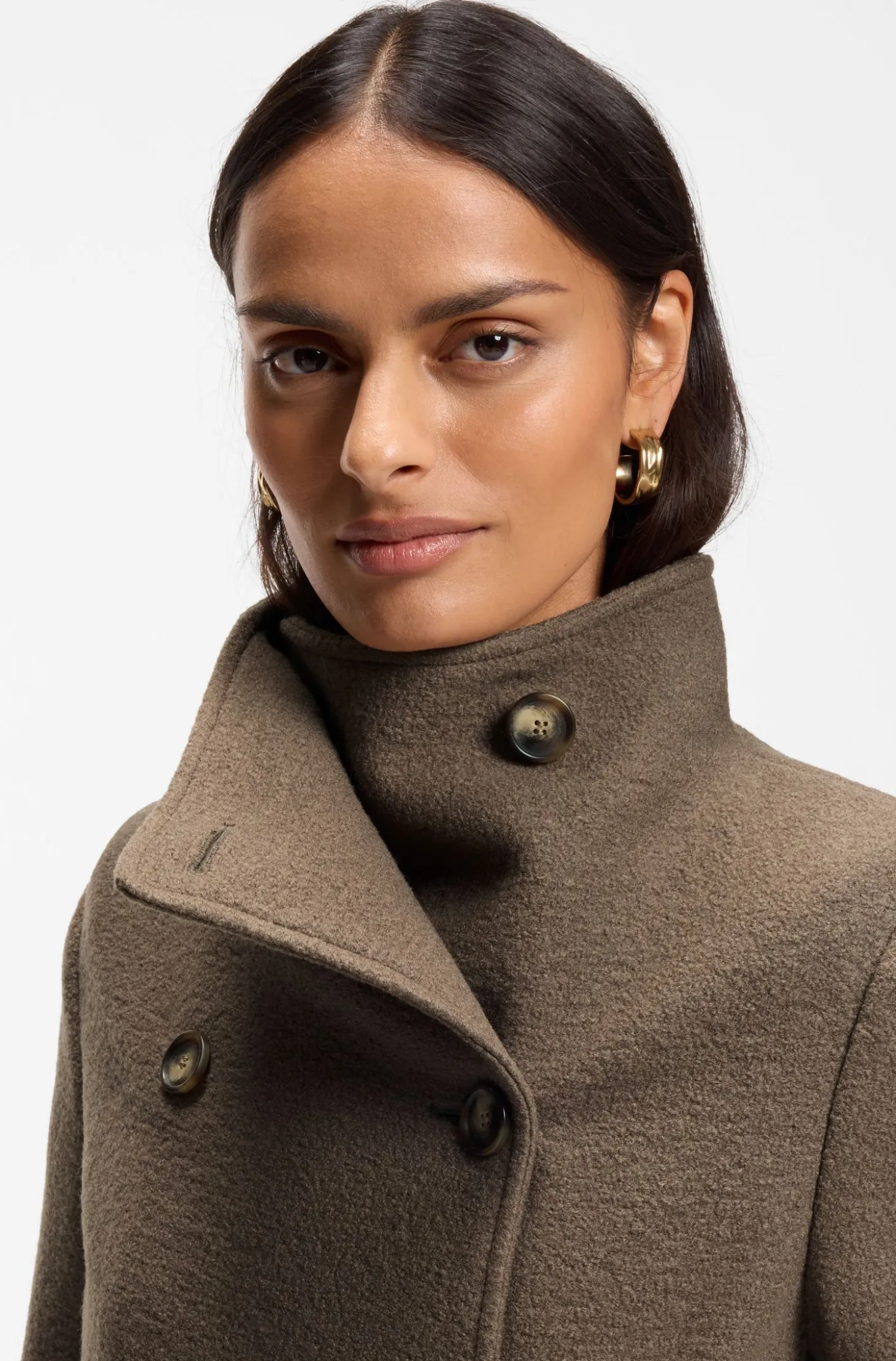 Belted double-breasted coat in virgin wool