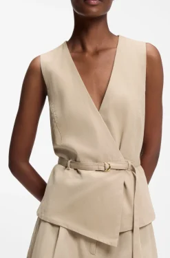 Belted regular-fit vest in cotton and hemp