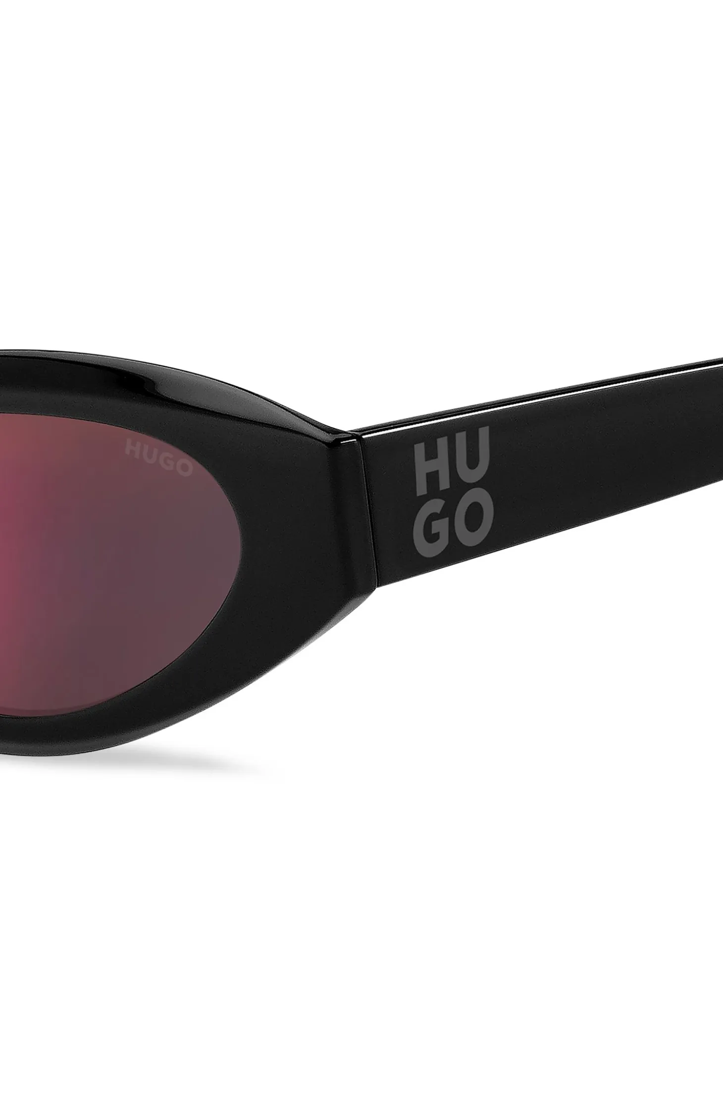 Black sunglasses with beaded chain