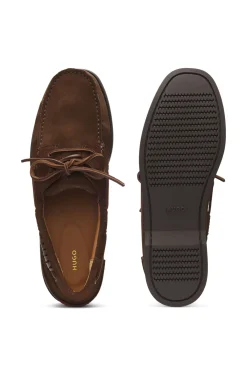 Boat shoes in mixed suedes