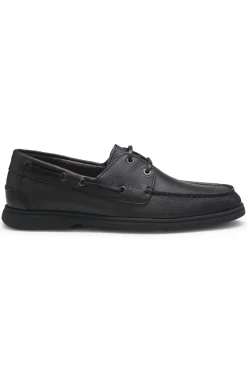 Boat shoes in tumbled leather