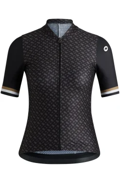 BOSS x ASSOS training jersey with stretchable secure rear pockets