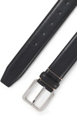 Business belt in Italian leather with brass buckle