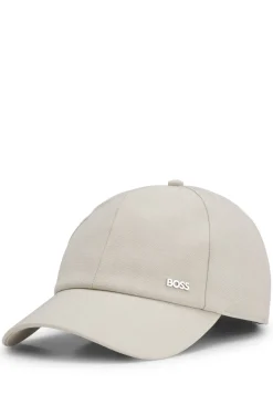Cap in virgin wool with logo trim
