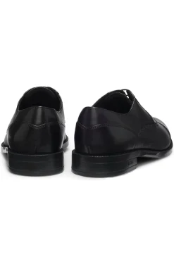 Cap-toe Derby shoes in leather