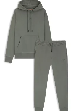 Casual cotton tracksuit set with a minimalist logo