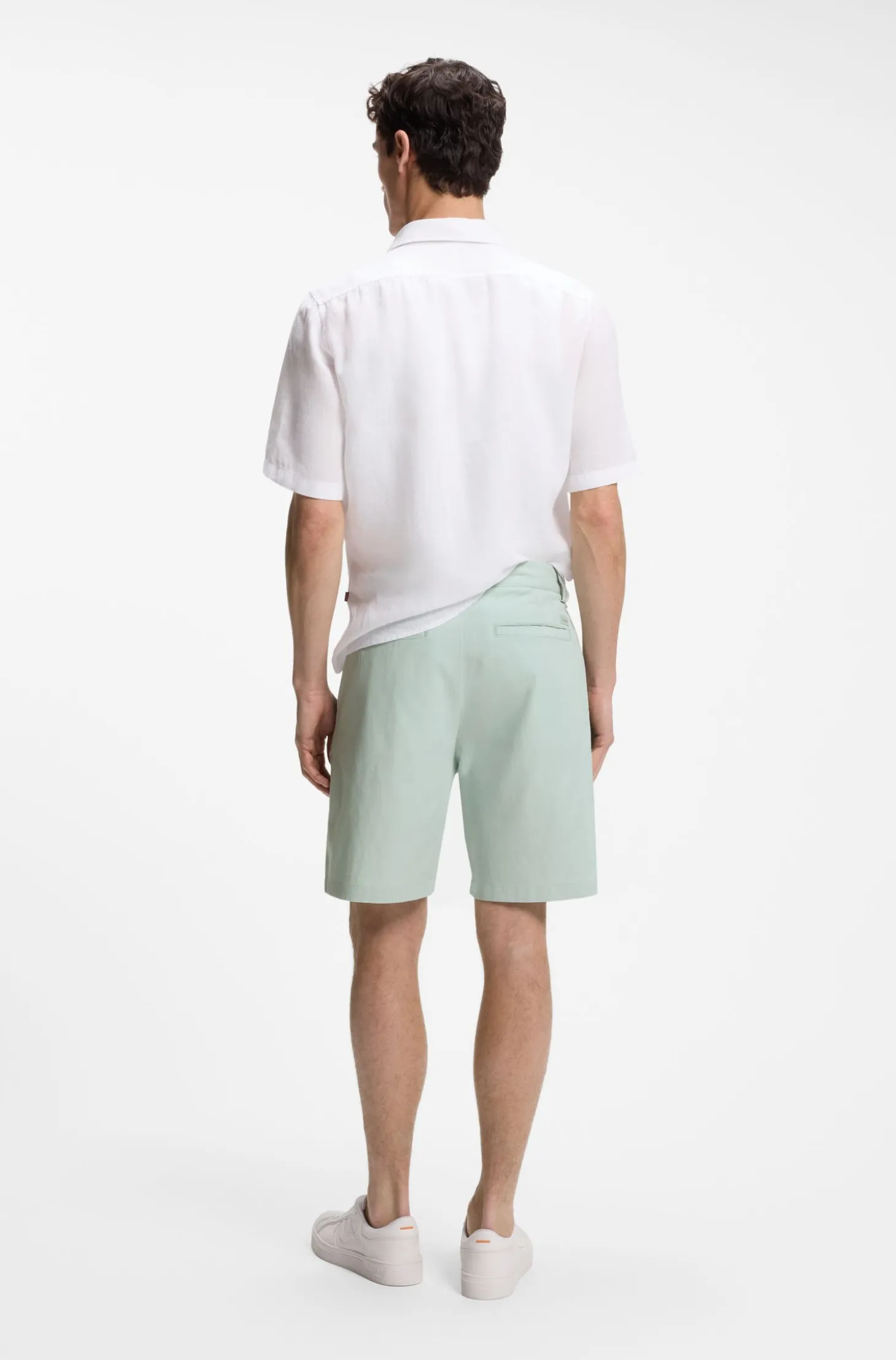 Chino-style shorts in cotton-rich twill