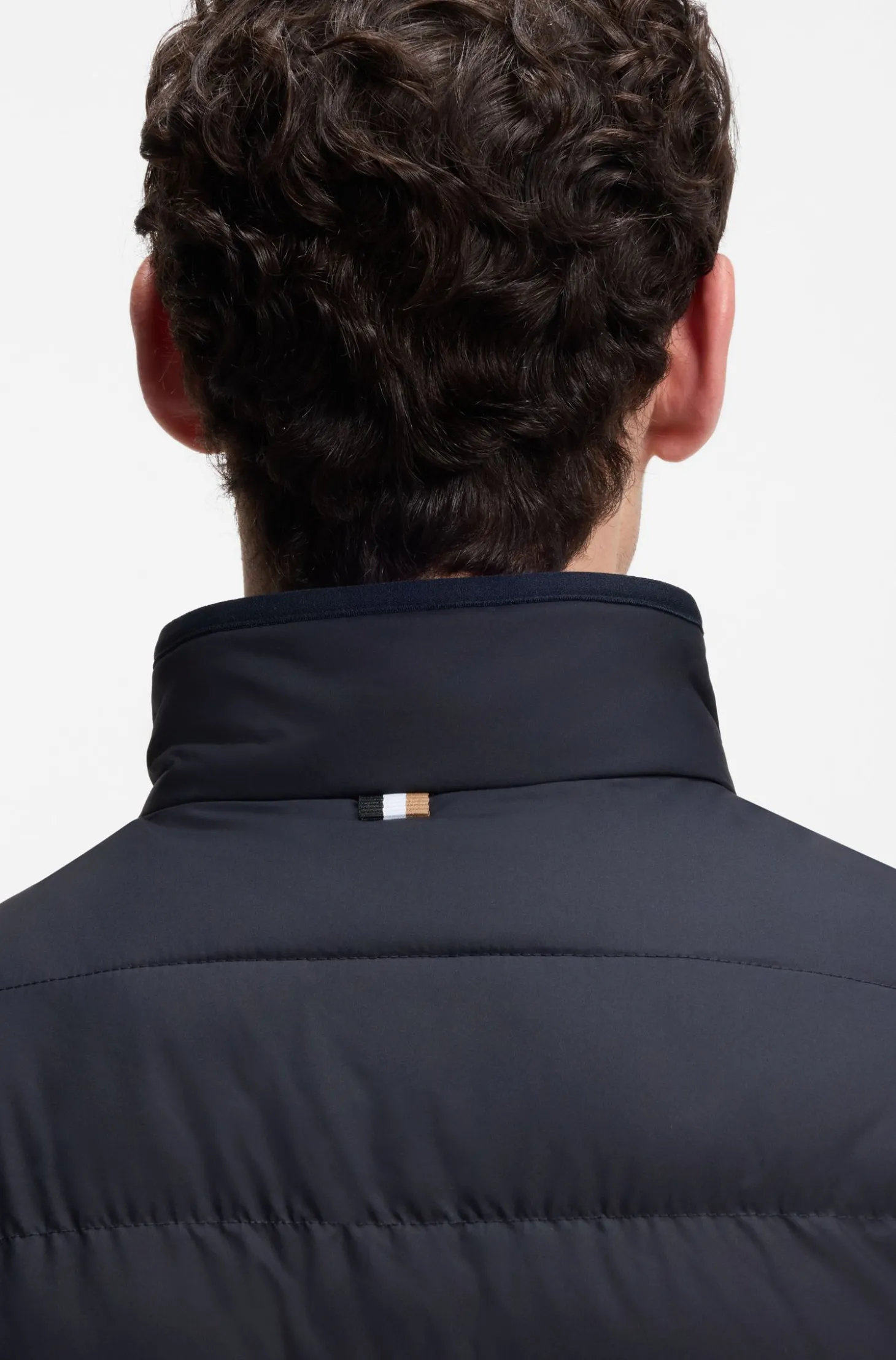 Classic padded jacket with a zip closure