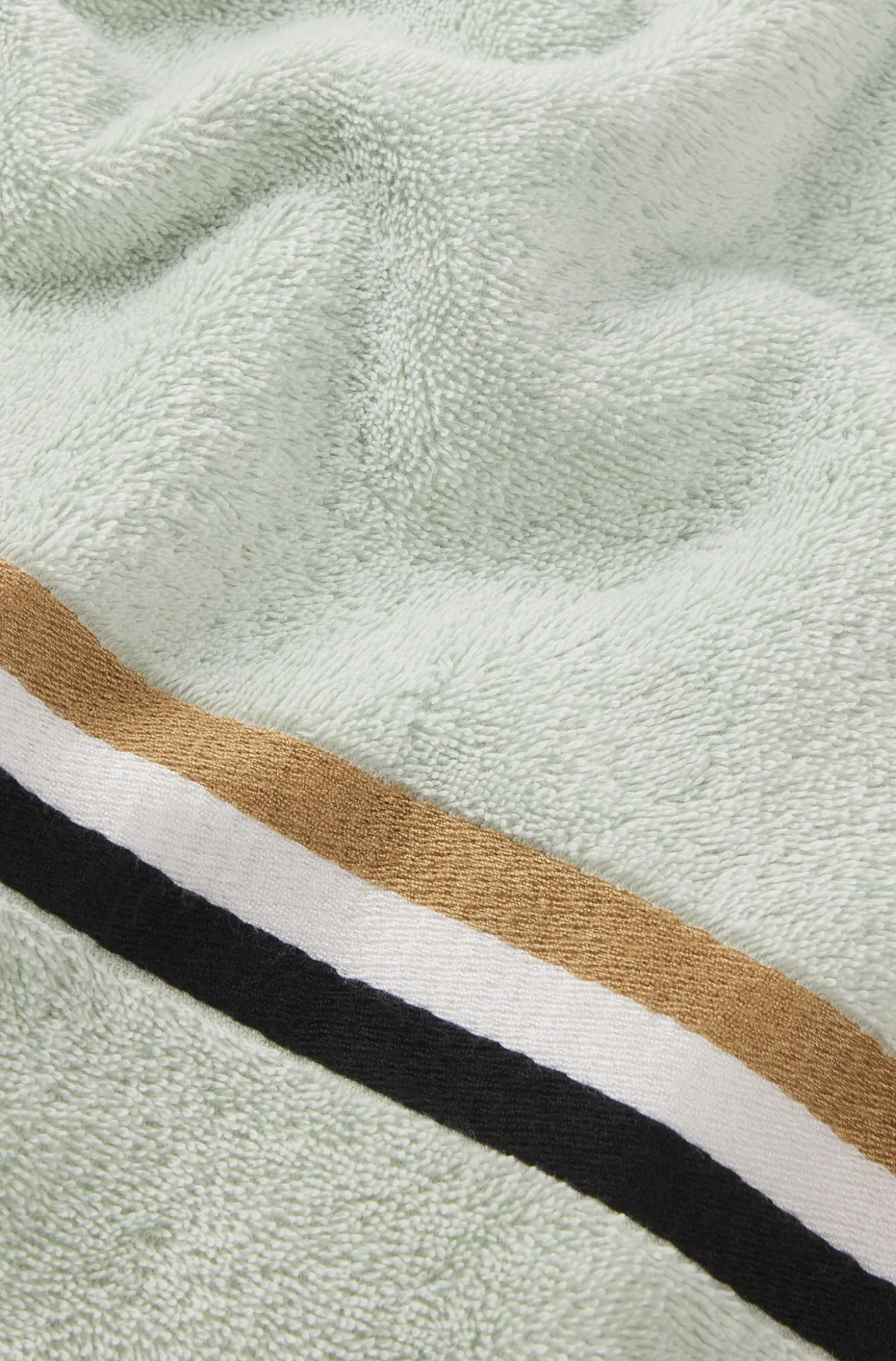 Cotton bath sheet with signature stripe