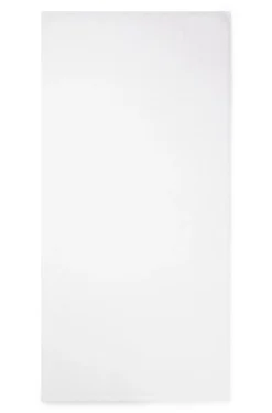 Cotton bath towel with contrast embroidered logo