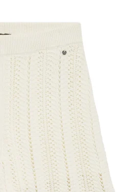 Cotton-blend knitted shorts with wave structure