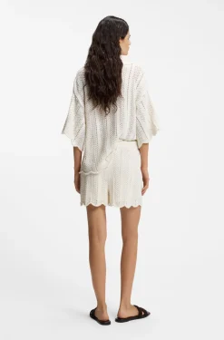 Cotton-blend knitted shorts with wave structure