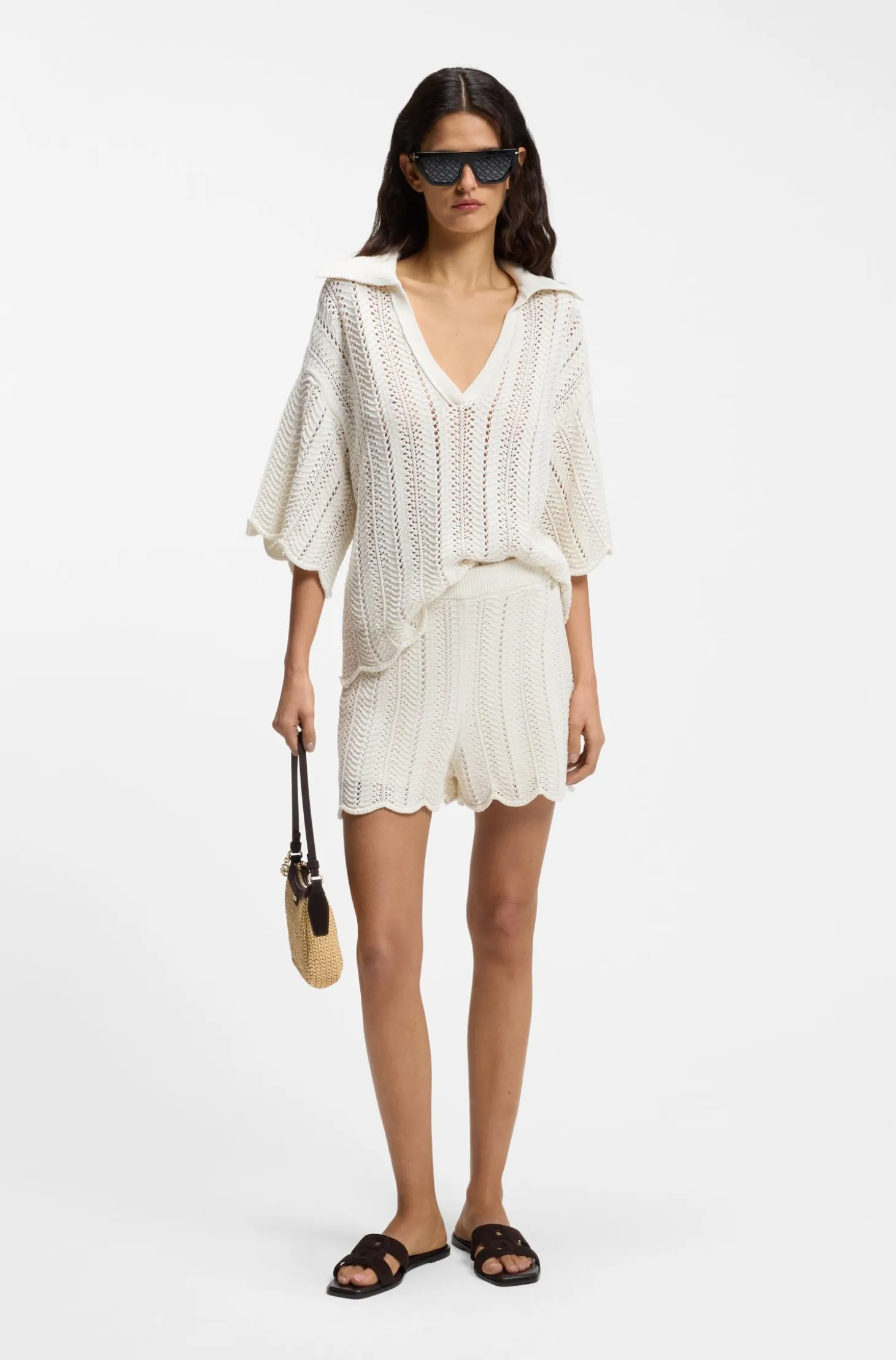 Cotton-blend knitted shorts with wave structure