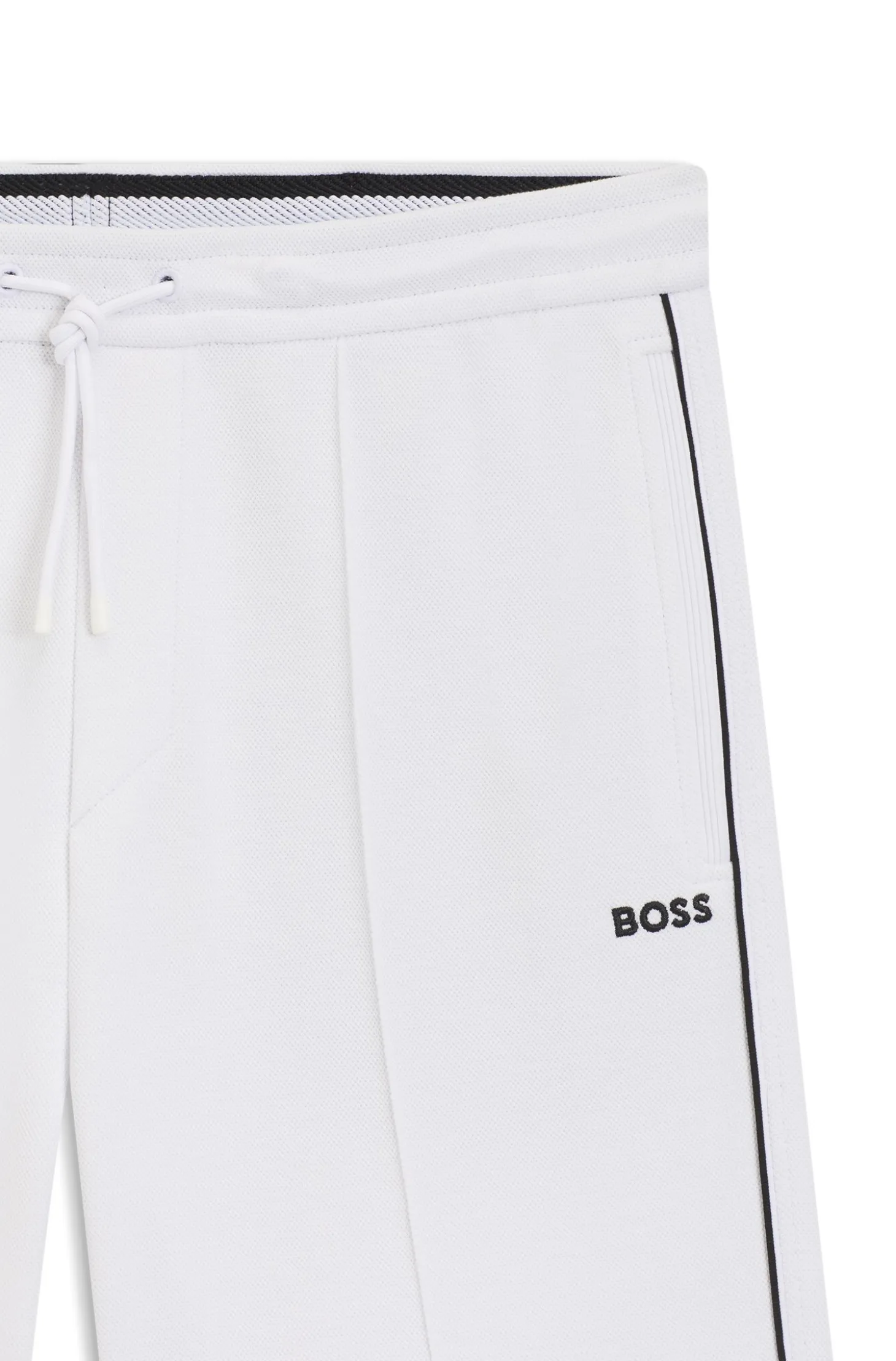Cotton-blend shorts with piped trims