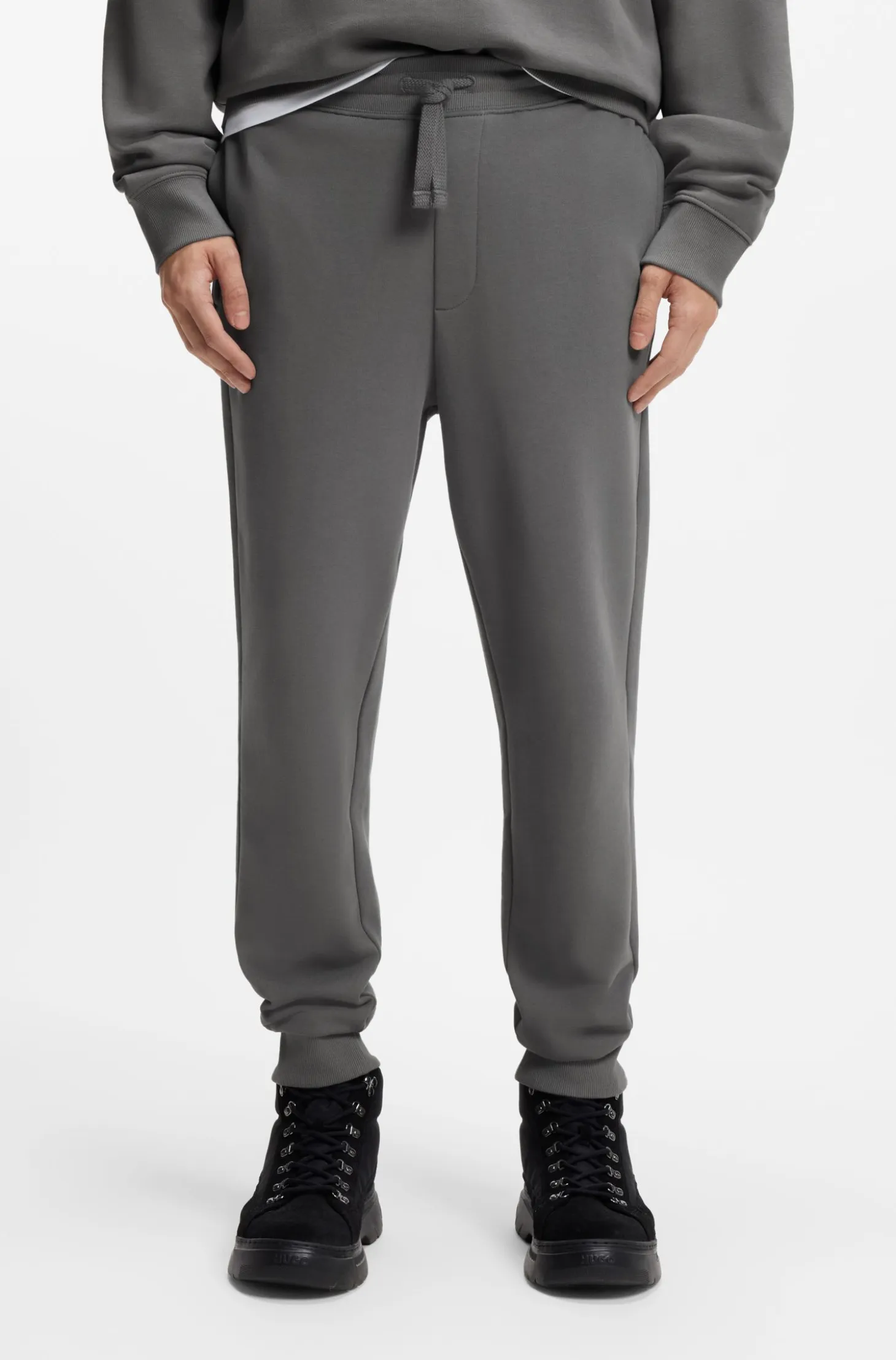 Cotton casual trousers with elasticated cuffs