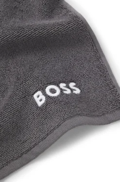 Cotton face cloth with contrast embroidered logo