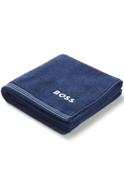 Cotton hand towel with contrast embroidered logo