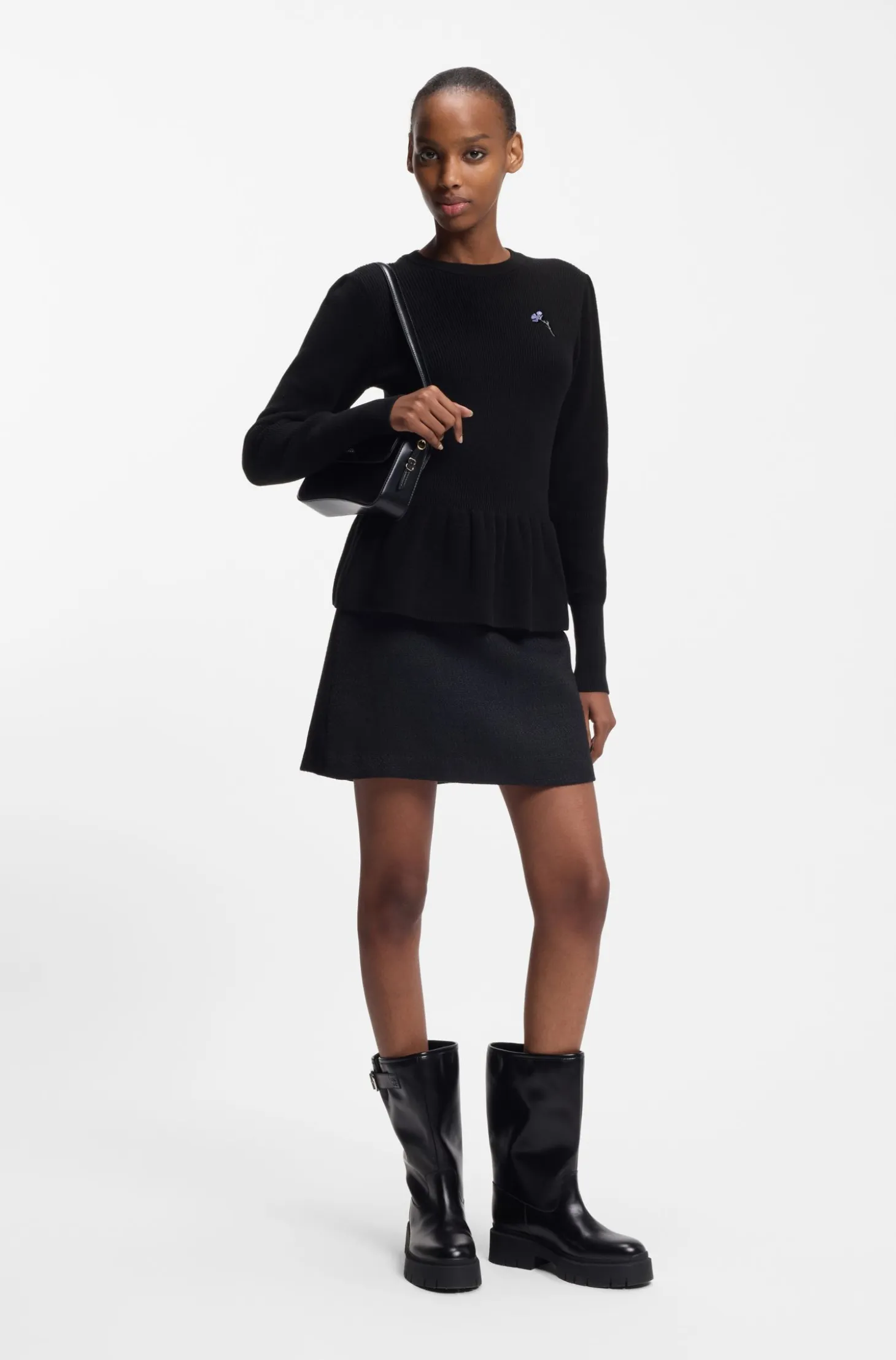 Cotton sweater with detachable floral brooch