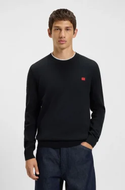 Cotton sweater with red logo label