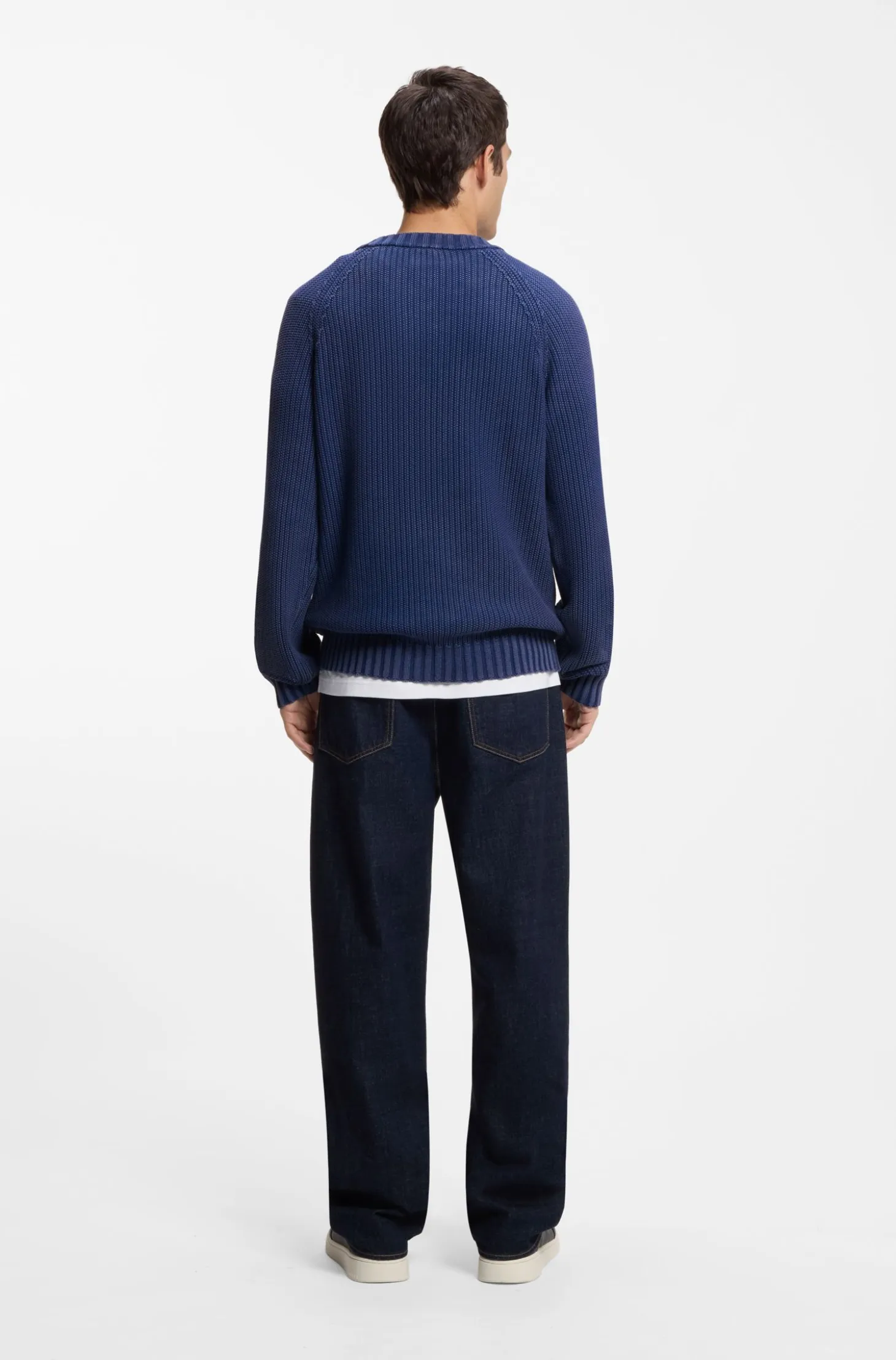 Cotton sweater with ribbed structure