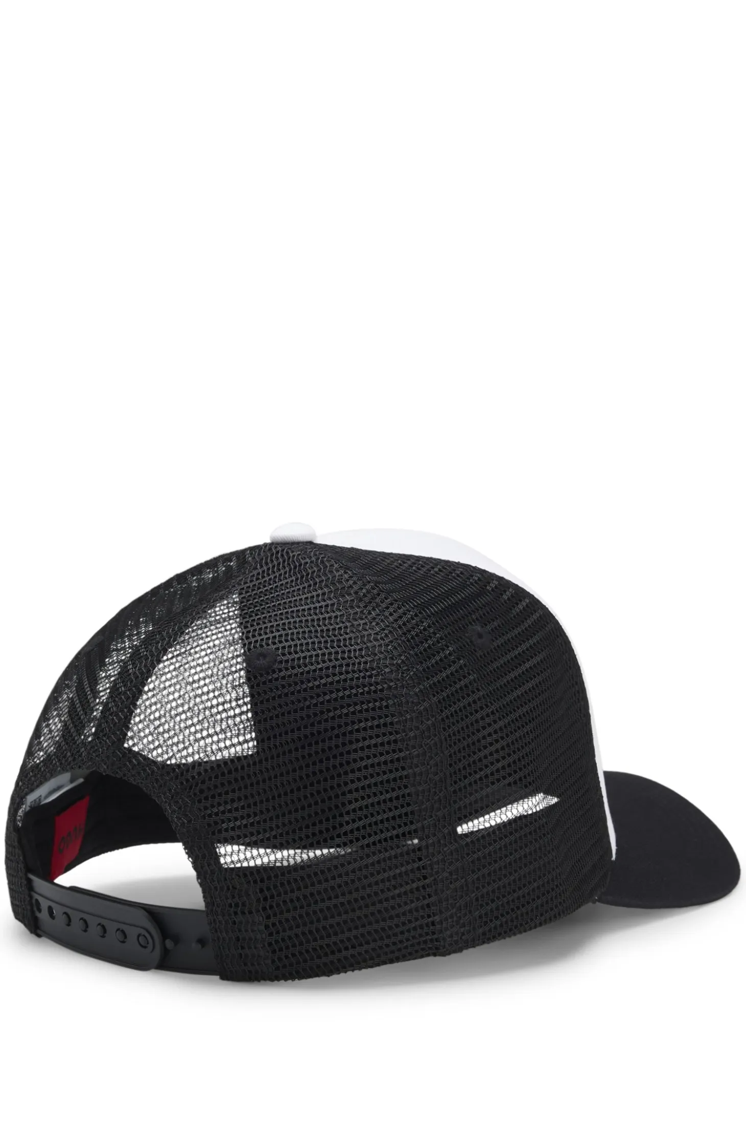 Cotton-twill cap with mesh panels