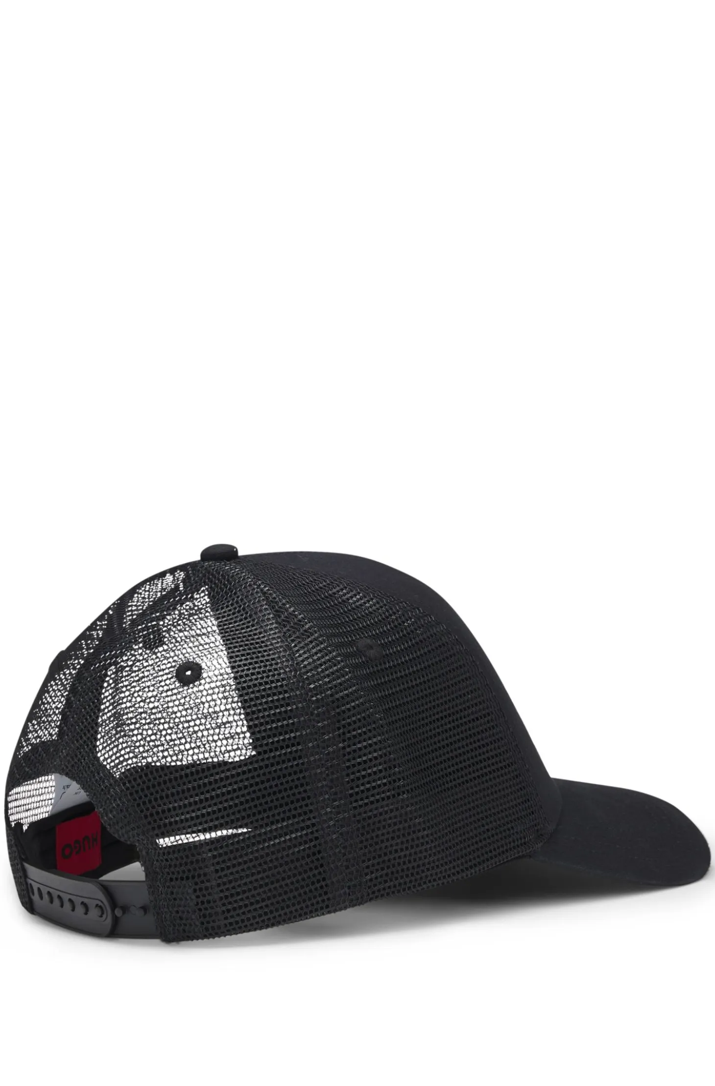 Cotton-twill cap with mesh panels