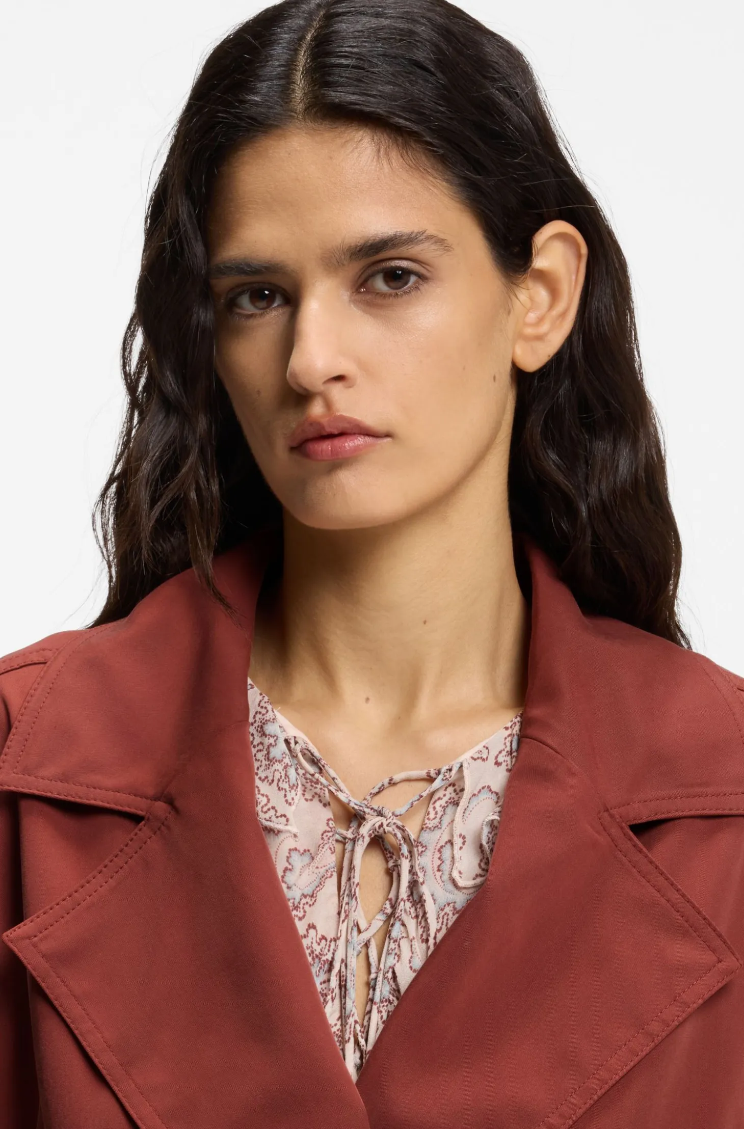 Cropped trench jacket with belt