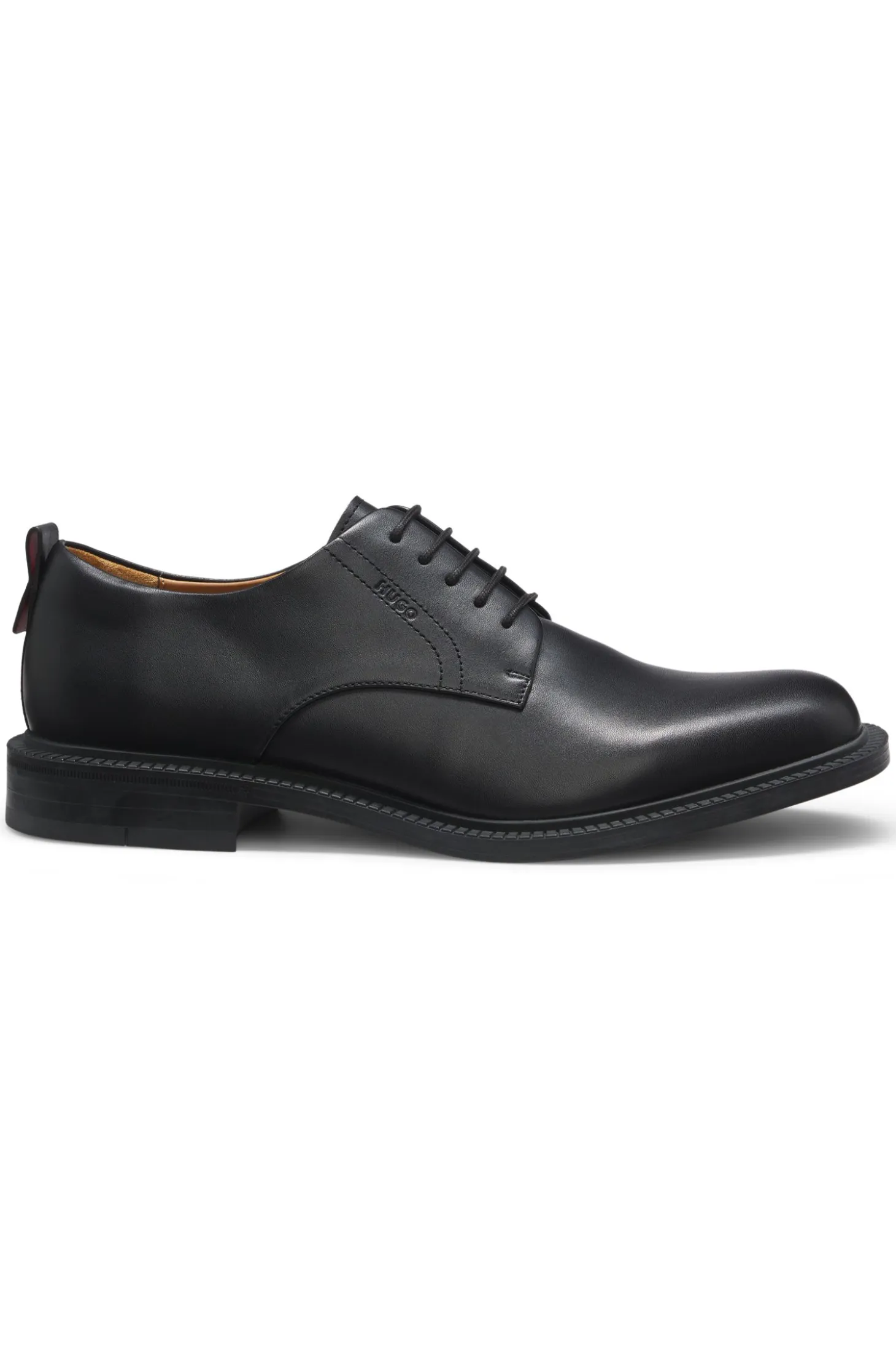 Derby shoes in leather with embossed logo