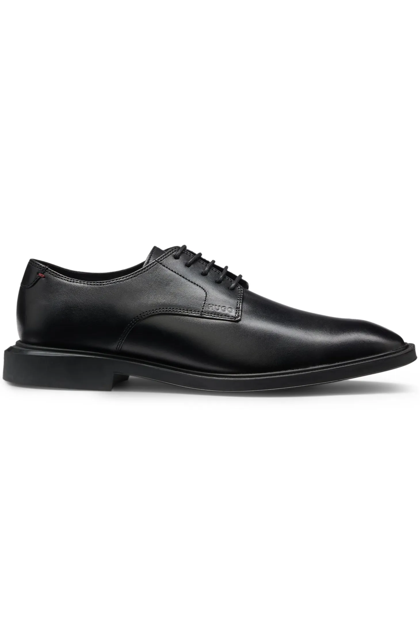 Derby shoes in smooth leather with embossed logo