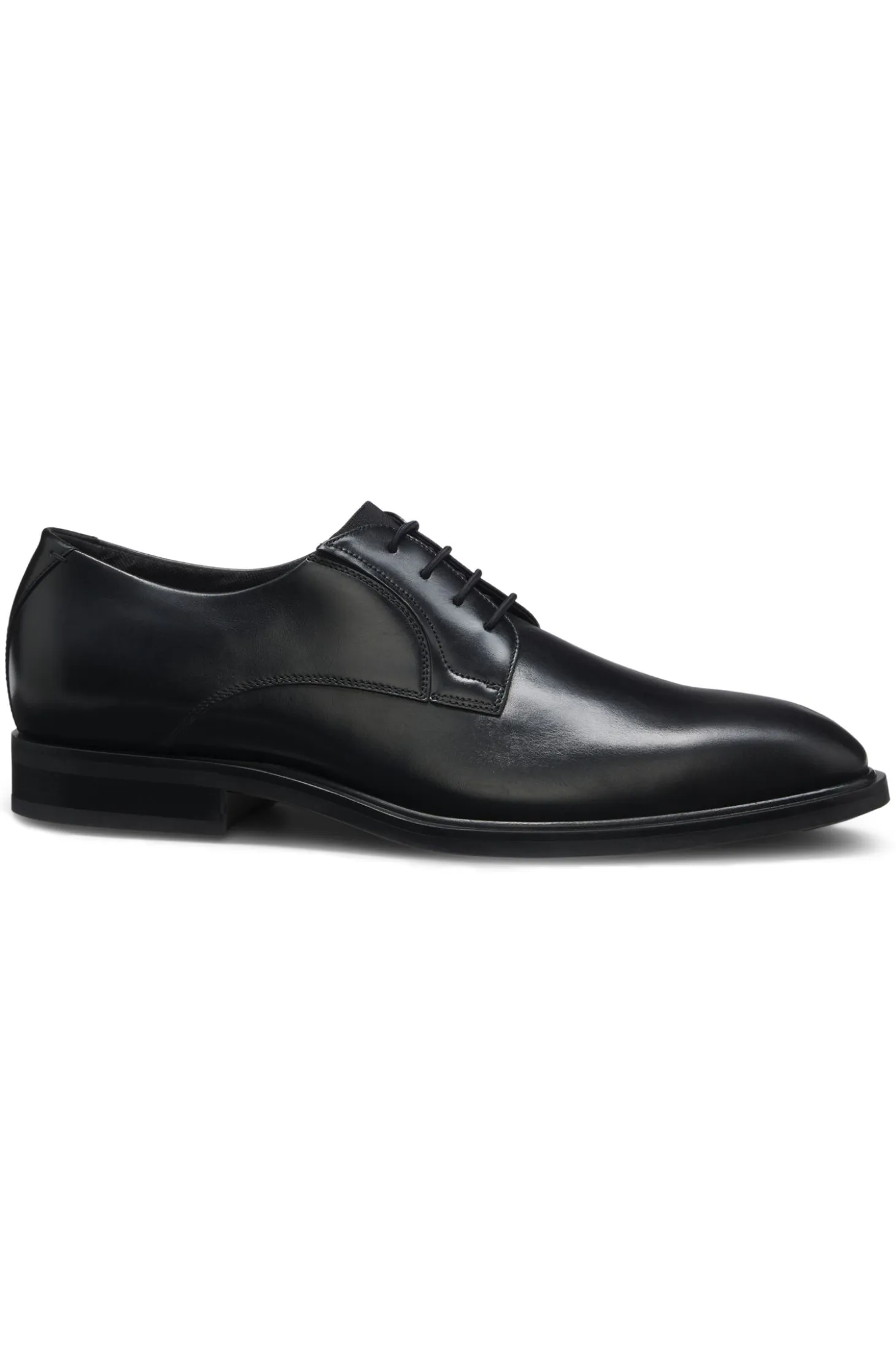 Derby shoes in smooth leather
