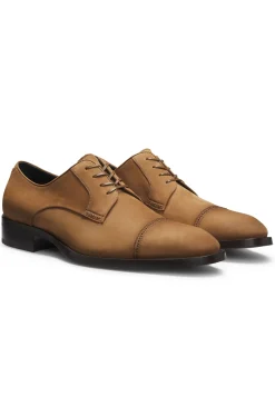 Derby shoes in suede with stitched details