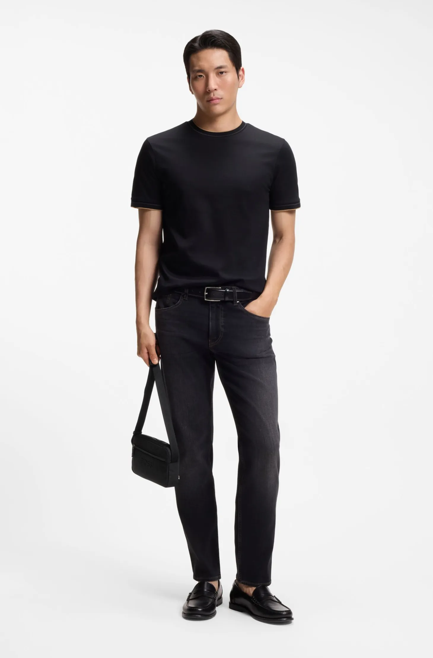 Diamond-structured crossbody bag with tonal logo