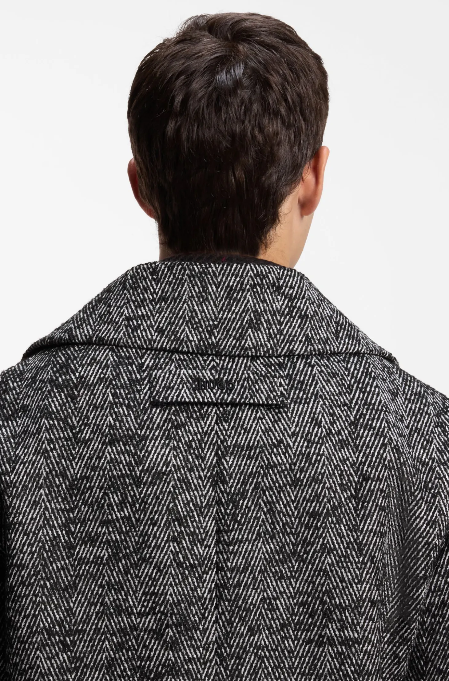 Double-breasted coat in a virgin wool blend