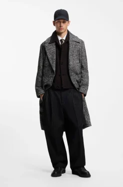 Double-breasted coat in a virgin wool blend