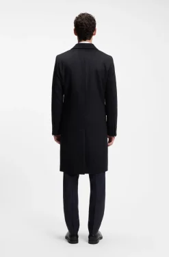 Double-breasted coat in wool and cashmere