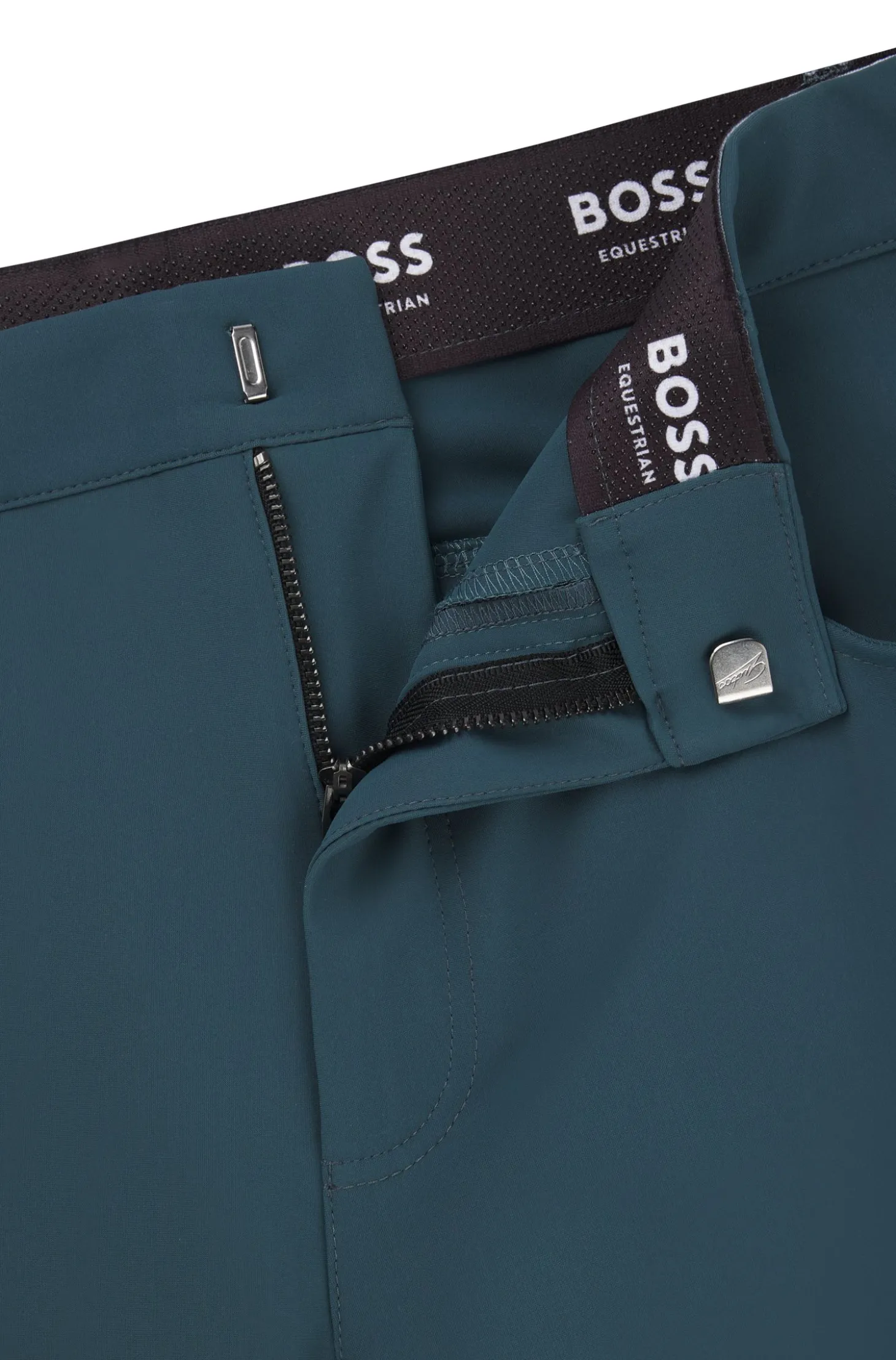 Equestrian knee-grip breeches with four-way stretch