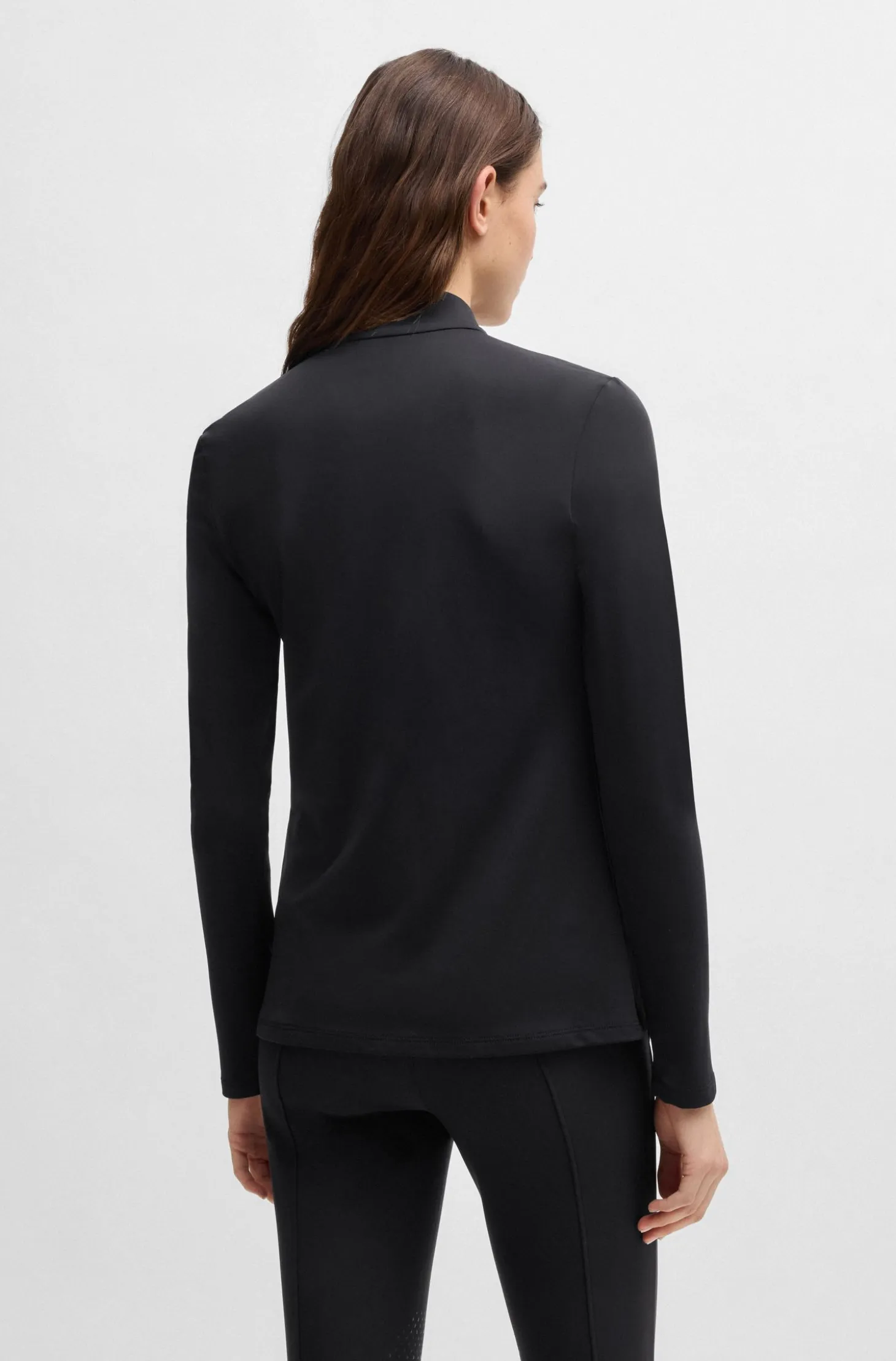 Equestrian slim-fit training shirt in super-stretch fabric