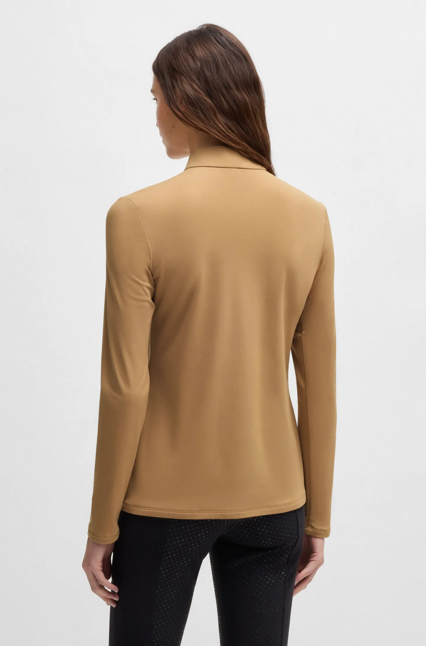 Equestrian slim-fit training shirt in super-stretch fabric