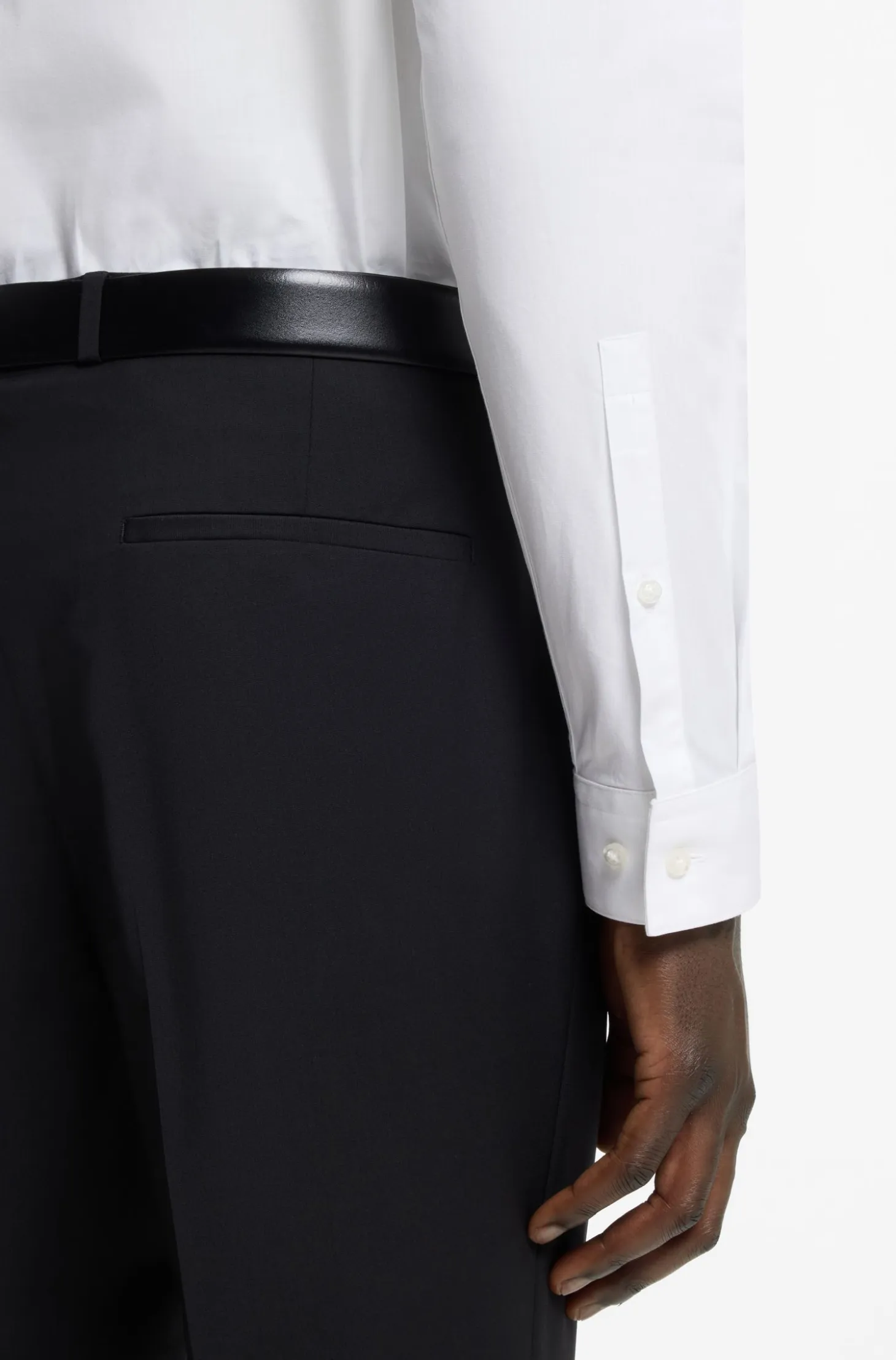 Extra-slim-fit shirt in cotton poplin with spread collar